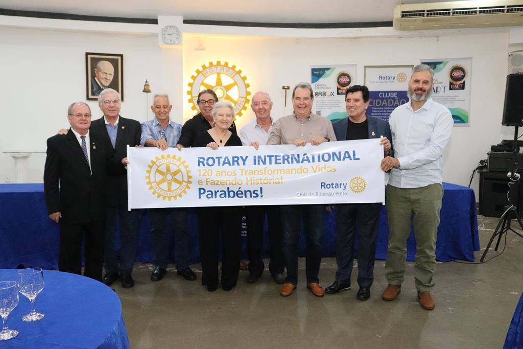 Presidentes do Rotary Club de Ribeirão Preto Celebram 120 anos do Rotary International