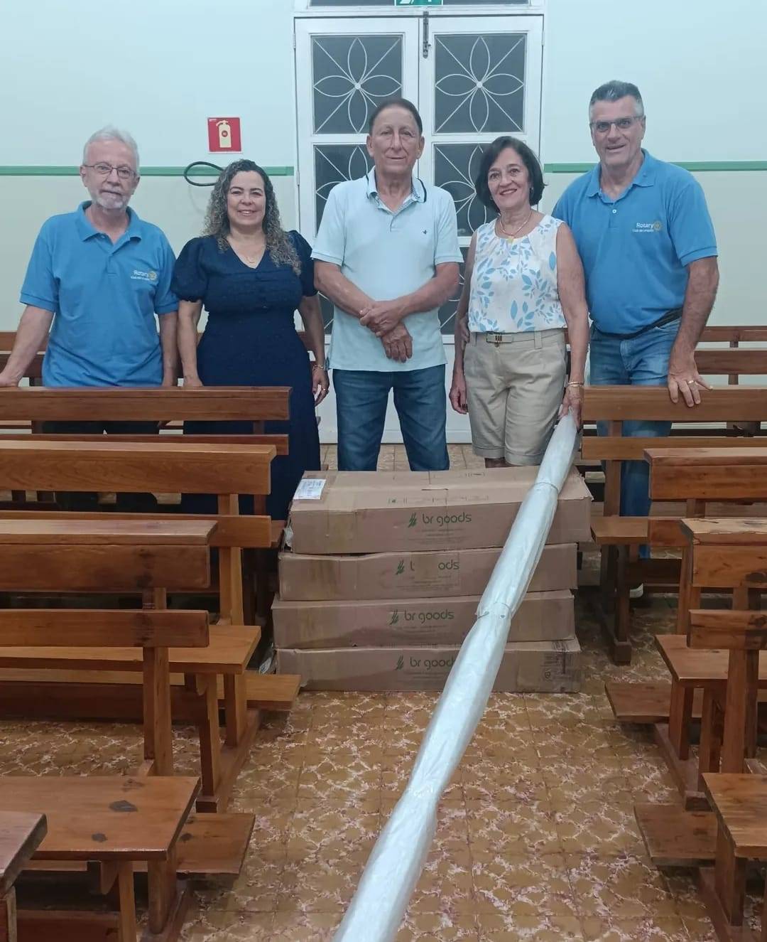 Rotary Club Urupês entrega divisores de leitos ao Hospital de São Lourenço através de Projeto Distrital