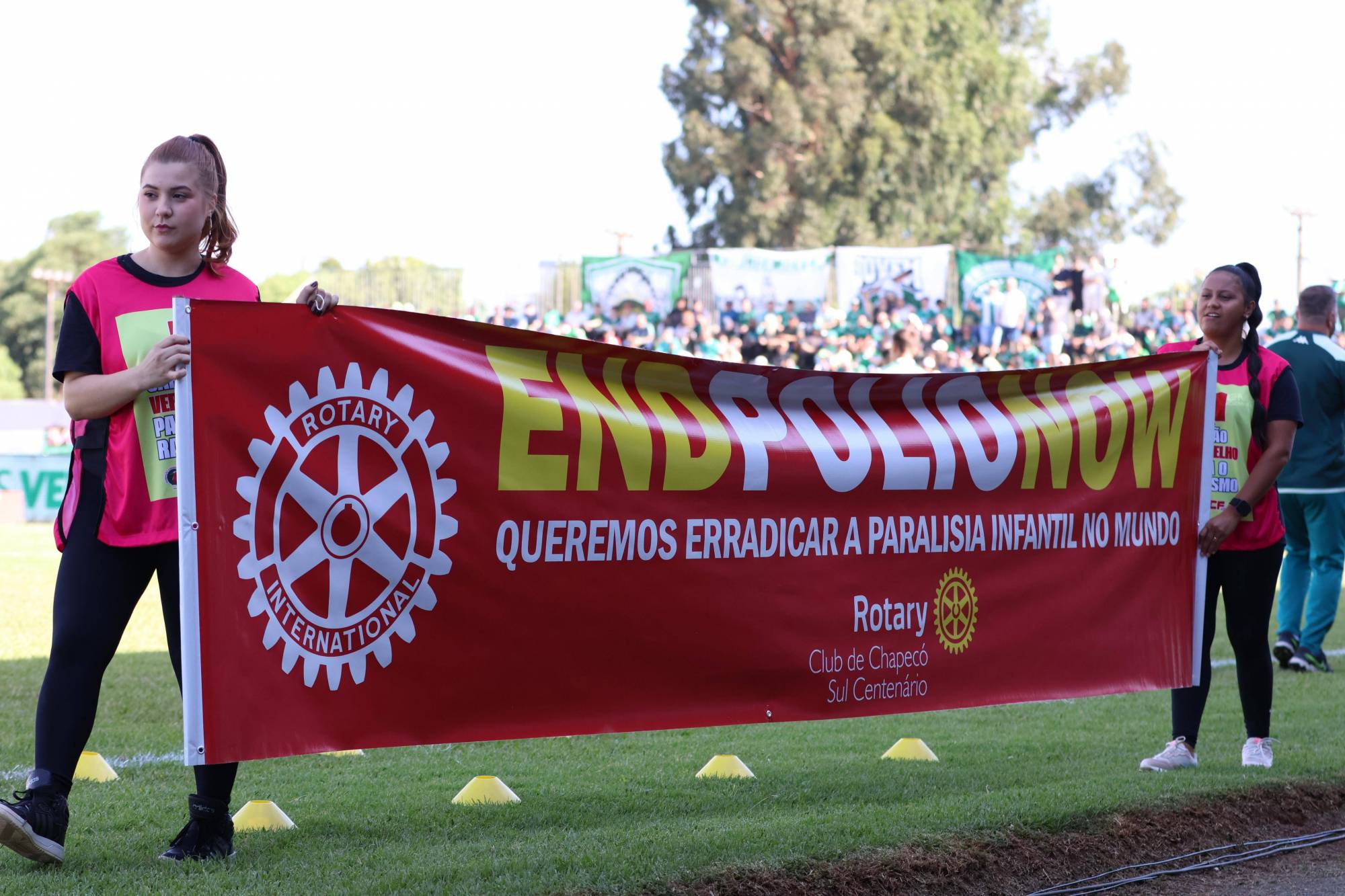 Faixa da Polio no jogo da Chapecoense