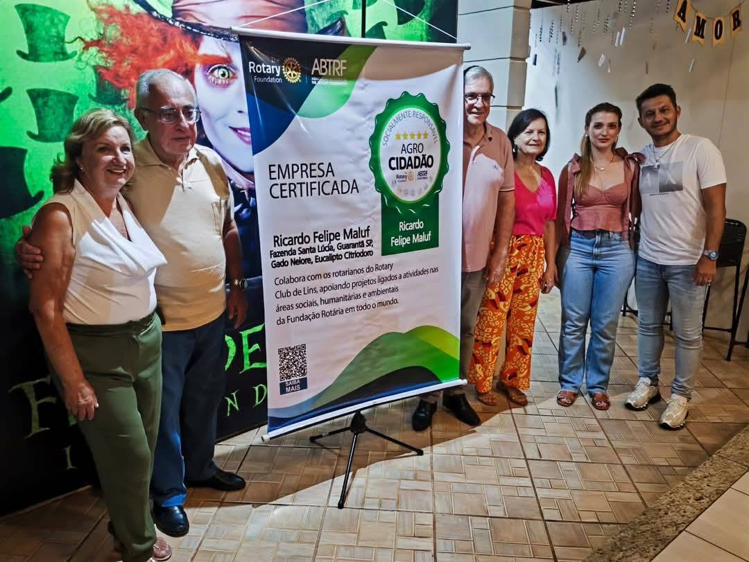 Rotary Club de Lins reúne companheiros no restaurante Flor de Truck para momento de companheirismo