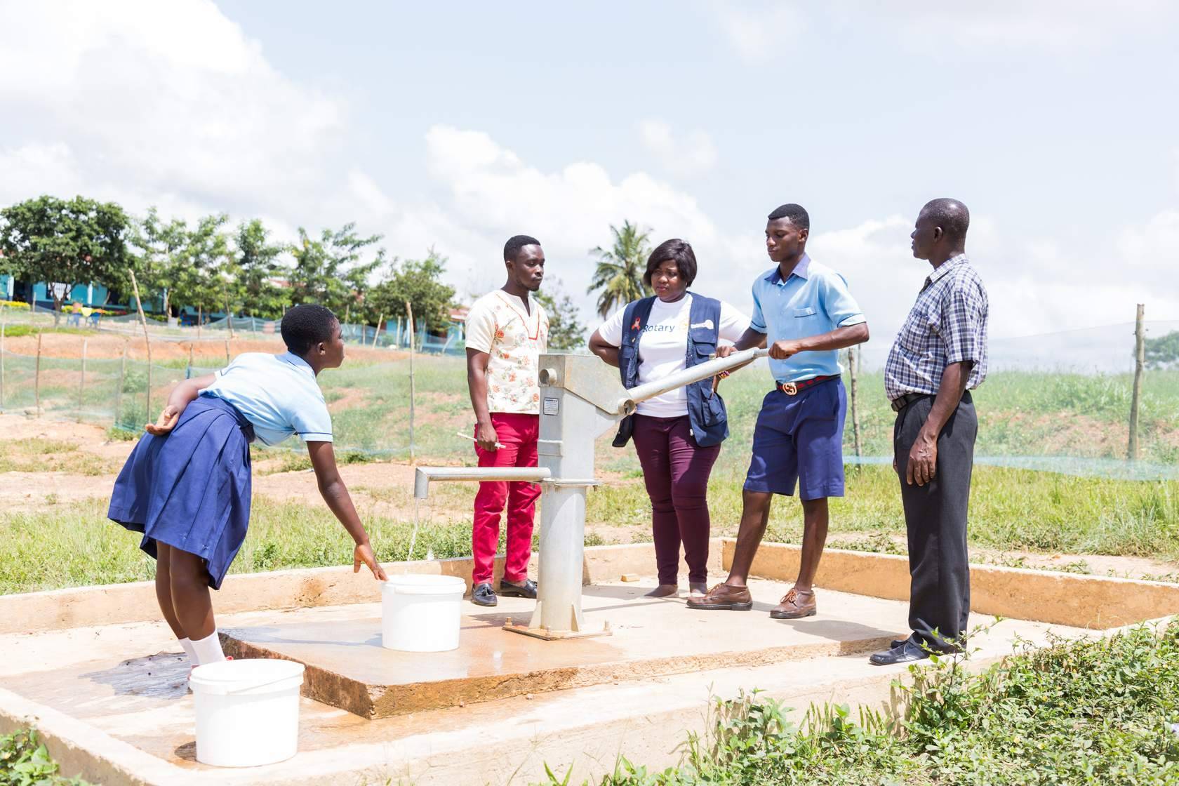 O Erro Invisível: Quando um Clube Rotário se Torna um Prédio Sem Colunas