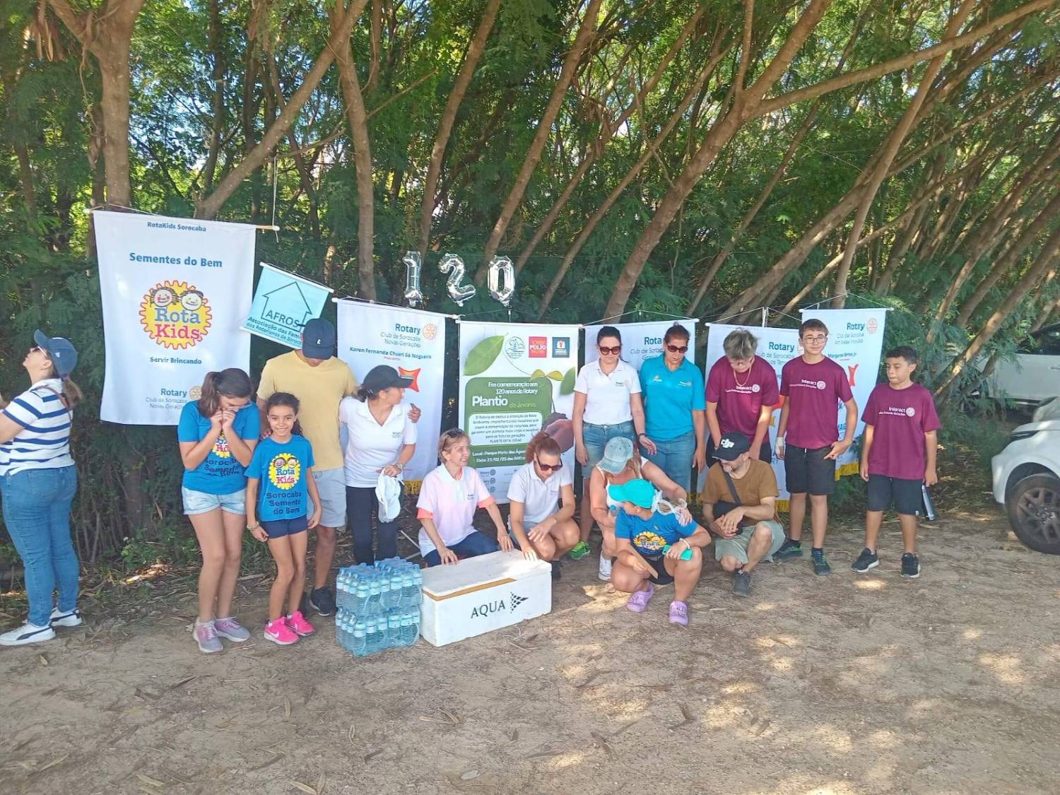 Meio Ambiente - Plantio de árores