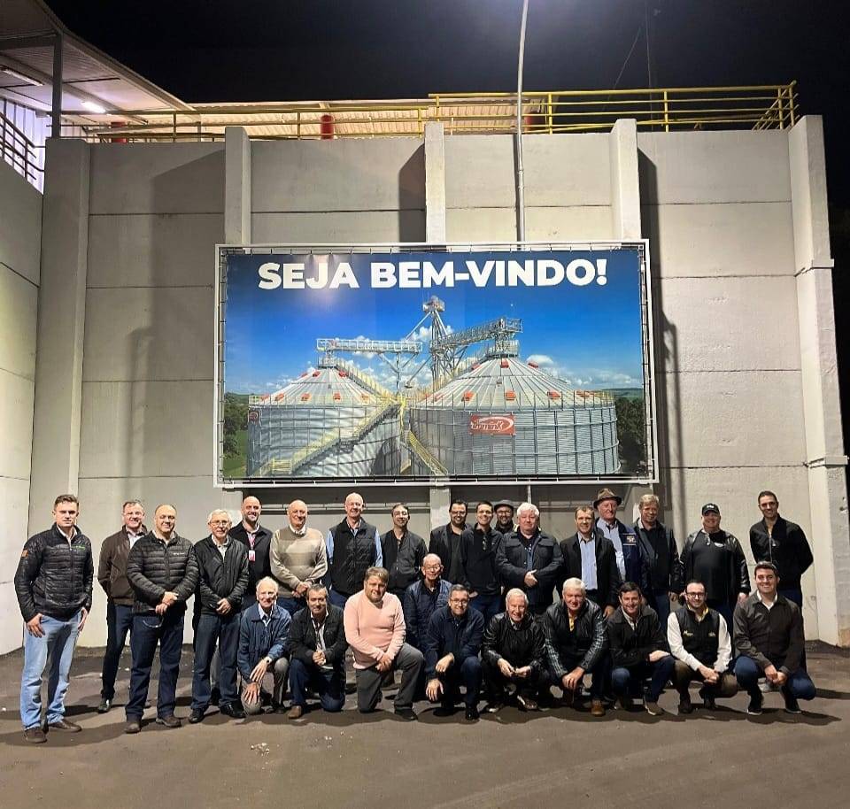 Companheiros recepcionados na Tromink Industrial