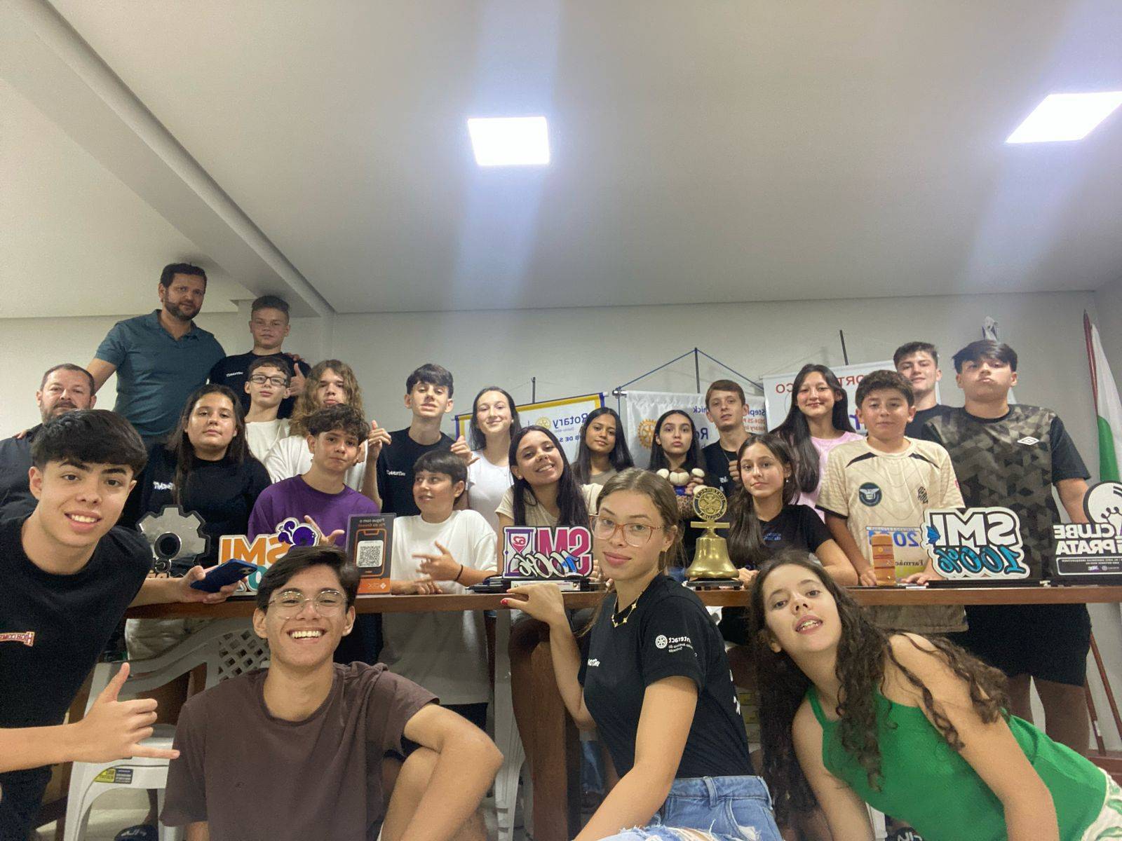 foto da reunião do dia 20 de março