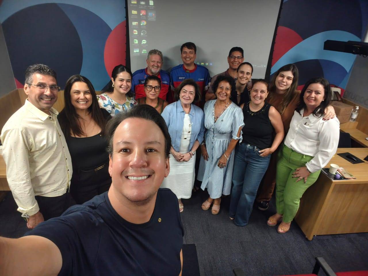 Rotary Club de São José do Rio Preto - Eco realiza palestra com a Governadora Sueli Kaiser, explicando o que é ser Rotariano
