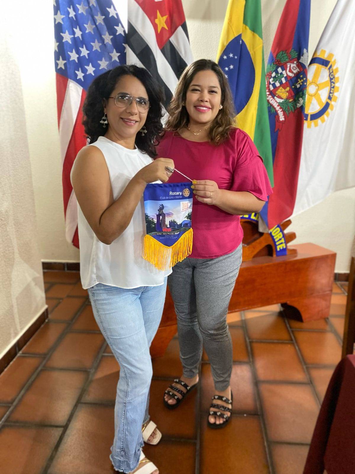 Joelita do Rotary Club de Lins - Norte atuará no treinamento de educadores em saúde planetária no Sri Lanka