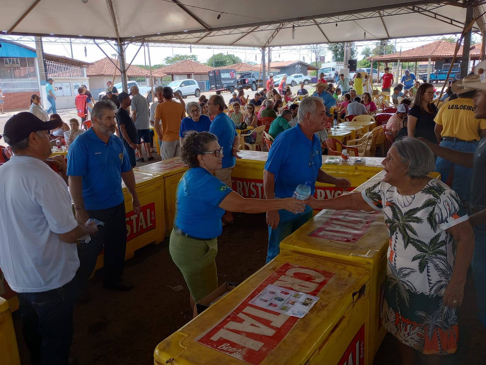 O Rotary Club de Ilha Solteira participou do leilão "Direito de Viver" do Hospital do Amor