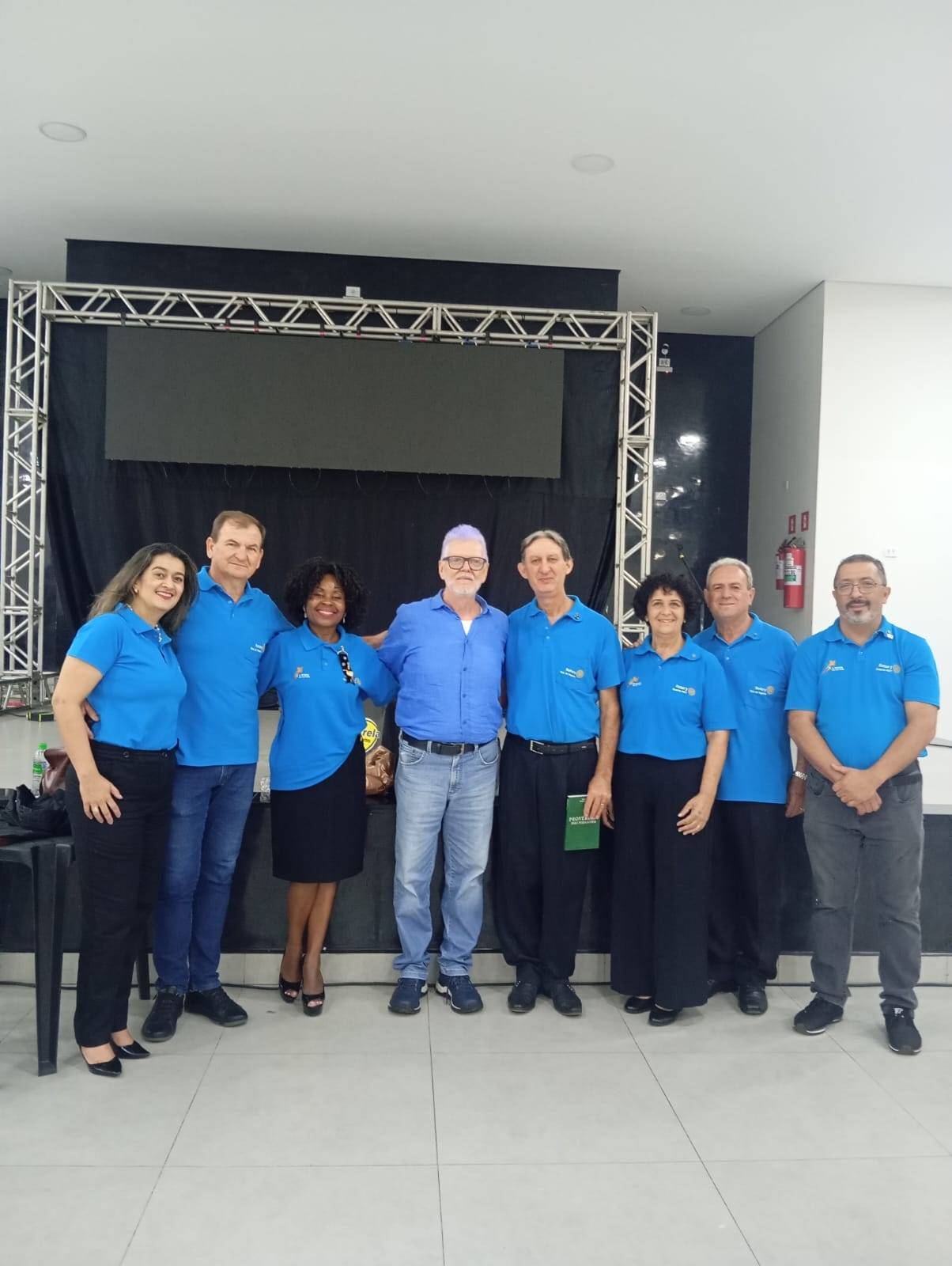 A vida é  da cor que vc pinta