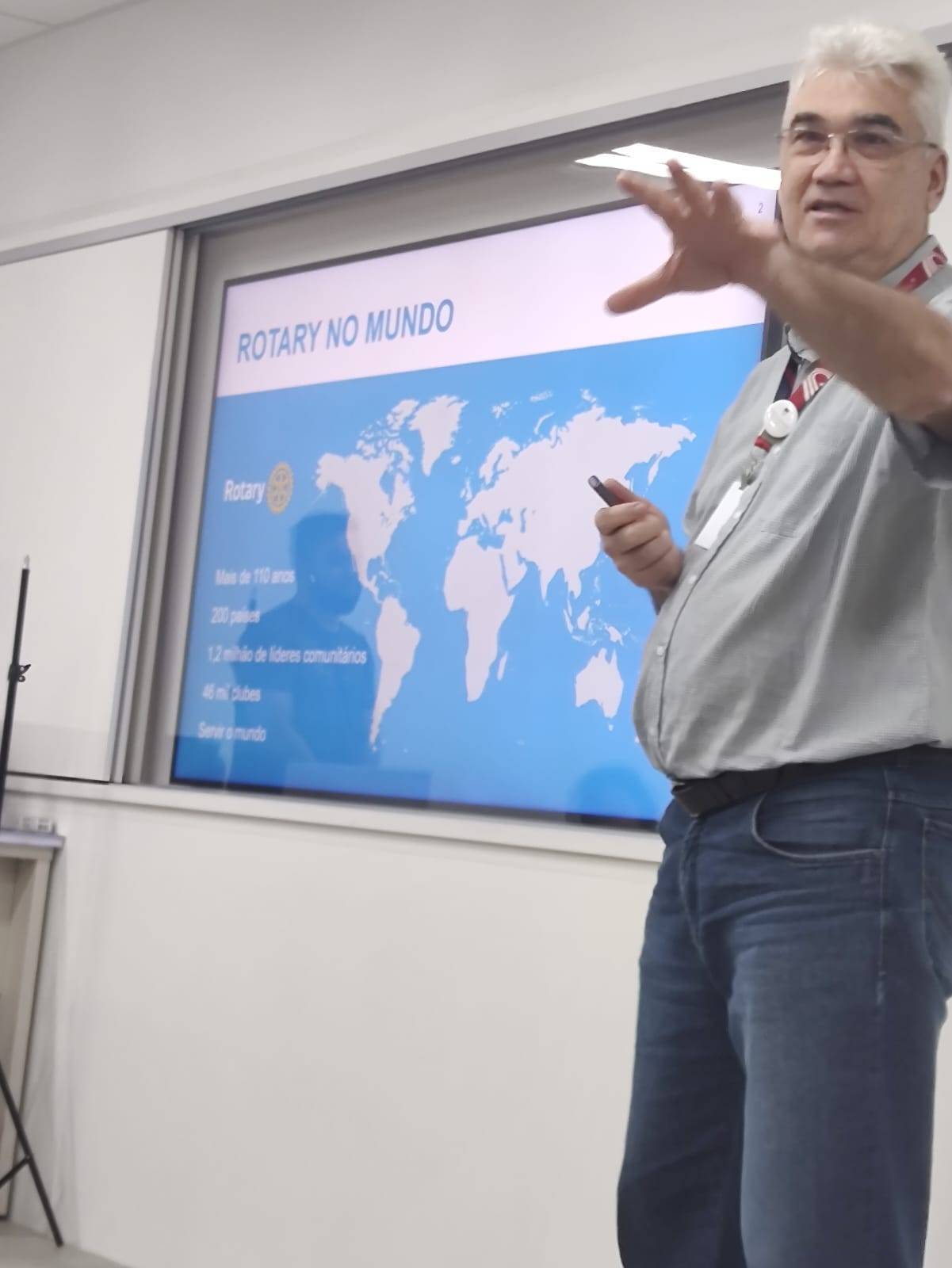 DIVULGAÇÃO DO INTERCAMBIO NO PECEGE ATRAVÉS DO ROTARY