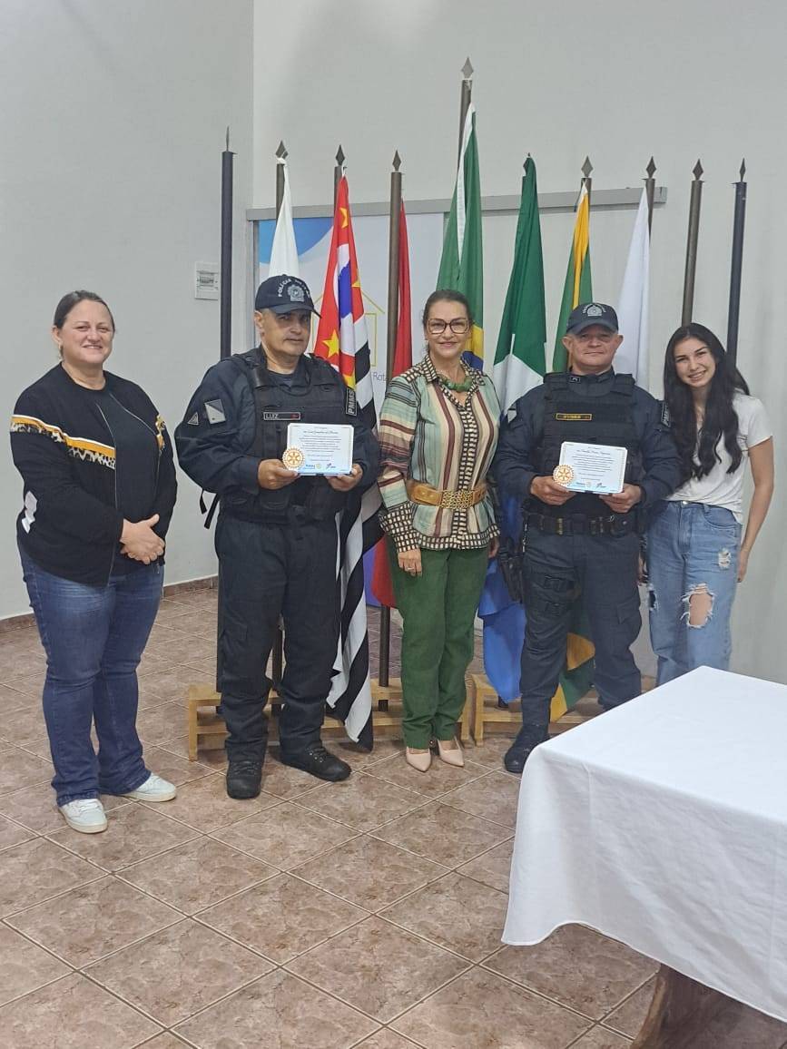 Homenagem aos Policiais que salvaram vida no incêndio de Itaporã