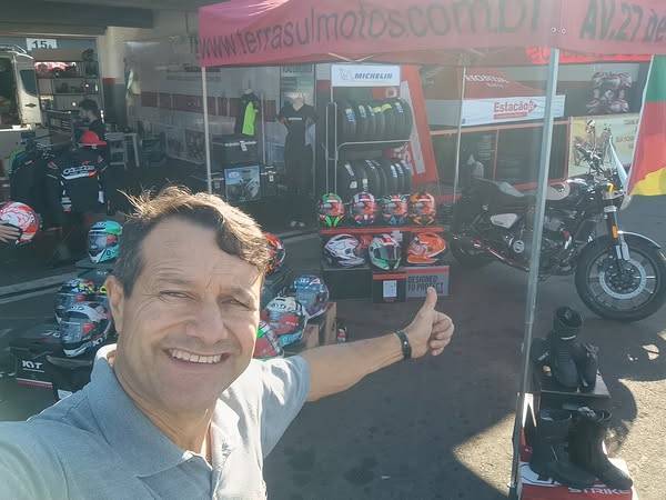 Patrício Carvalho em evento de Motociclismo.