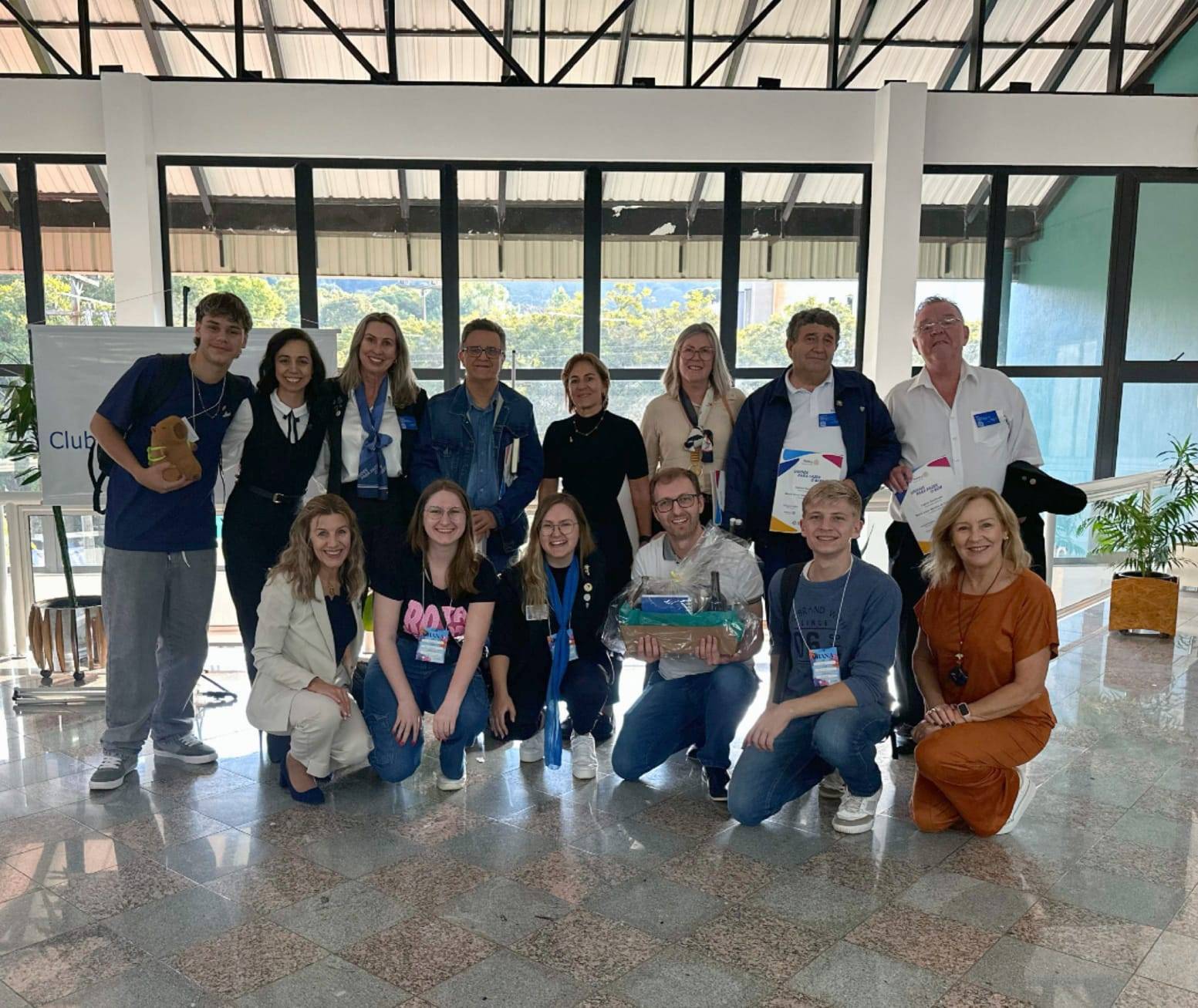 Rotarianos, Rotaractianos e Interactianos presentes