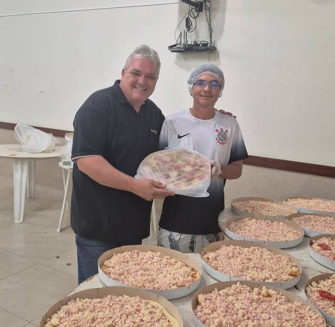 Rotary Club de Monte Aprazível realizou pizza solidária em prol ao João