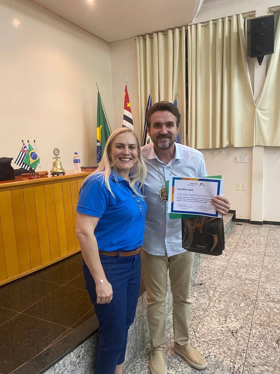 Rotary Club de Votuporanga - Novas Gerações Recebe Jairo Antônio Bertelli Para Ministrar Palestra com o Tema Violência Contra Mulher