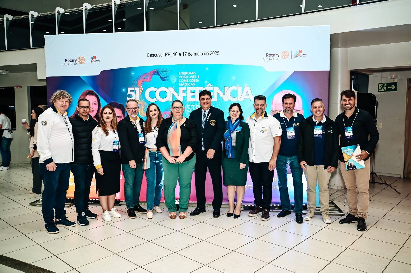 Companheiros do Guarani na premiação do ano rotário