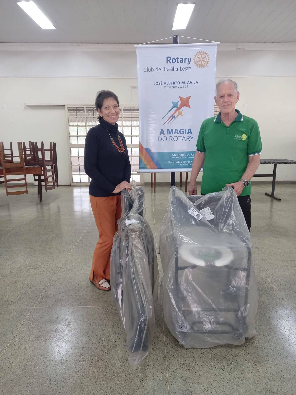 DOAÇÃO DE CADEIRA DE RODAS E BANHO