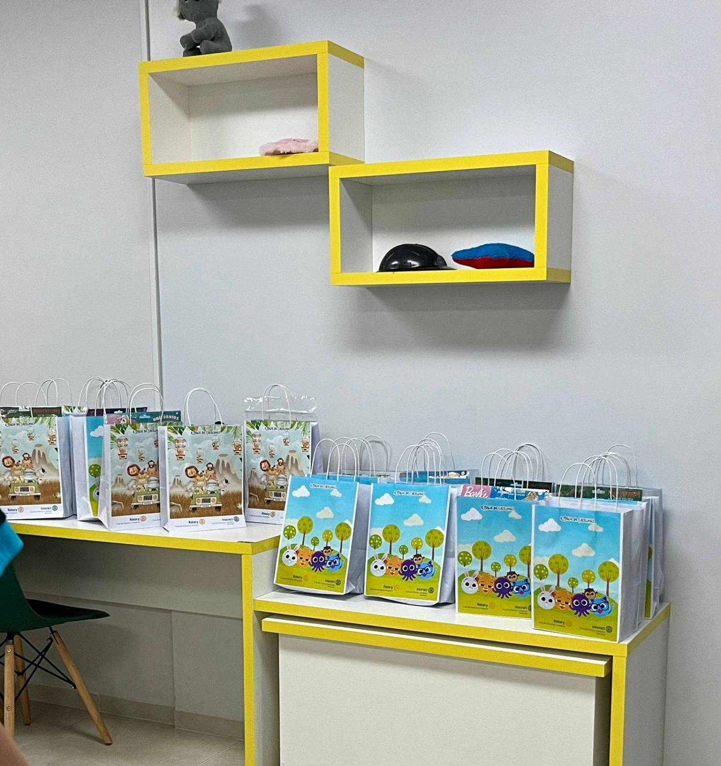 A MAGIA DA SACOLINHA 