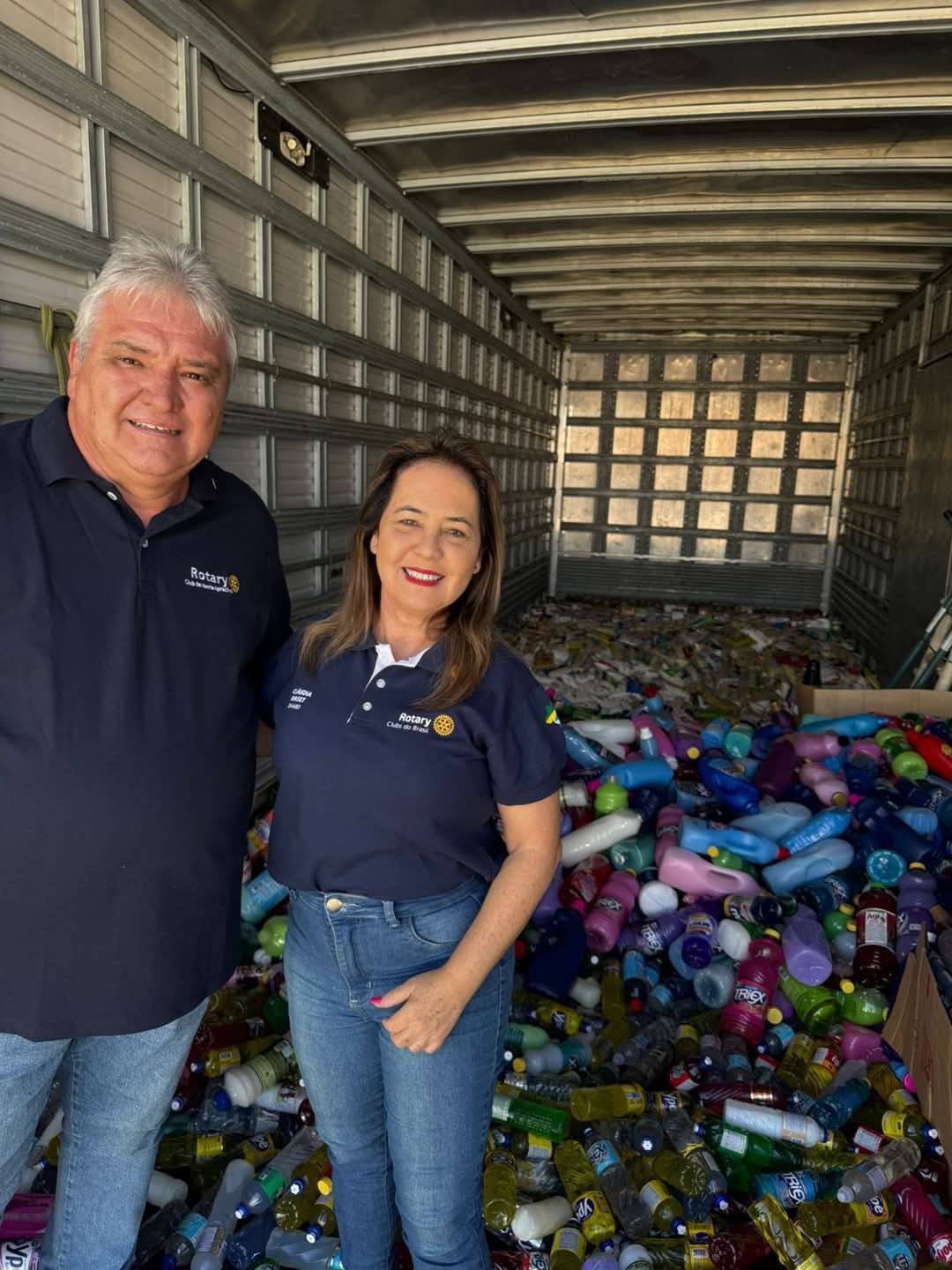 Casal Gov. Eleito do Distrito 4480 para a Gestão 2025-26 realiza doação para a Santa Casa de Monte Aprazível