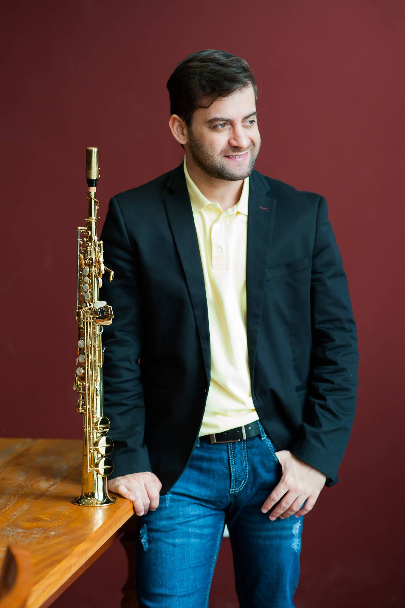 Di Gasparoto se apresenta durante o jantar do presidente Mário César