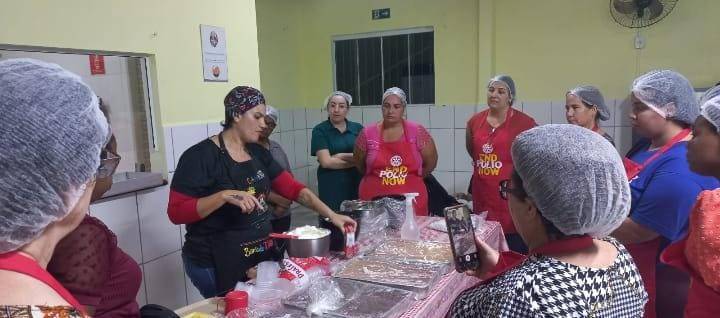 Rotary Club de Lins Norte promove Oficina de Bolo no Pote