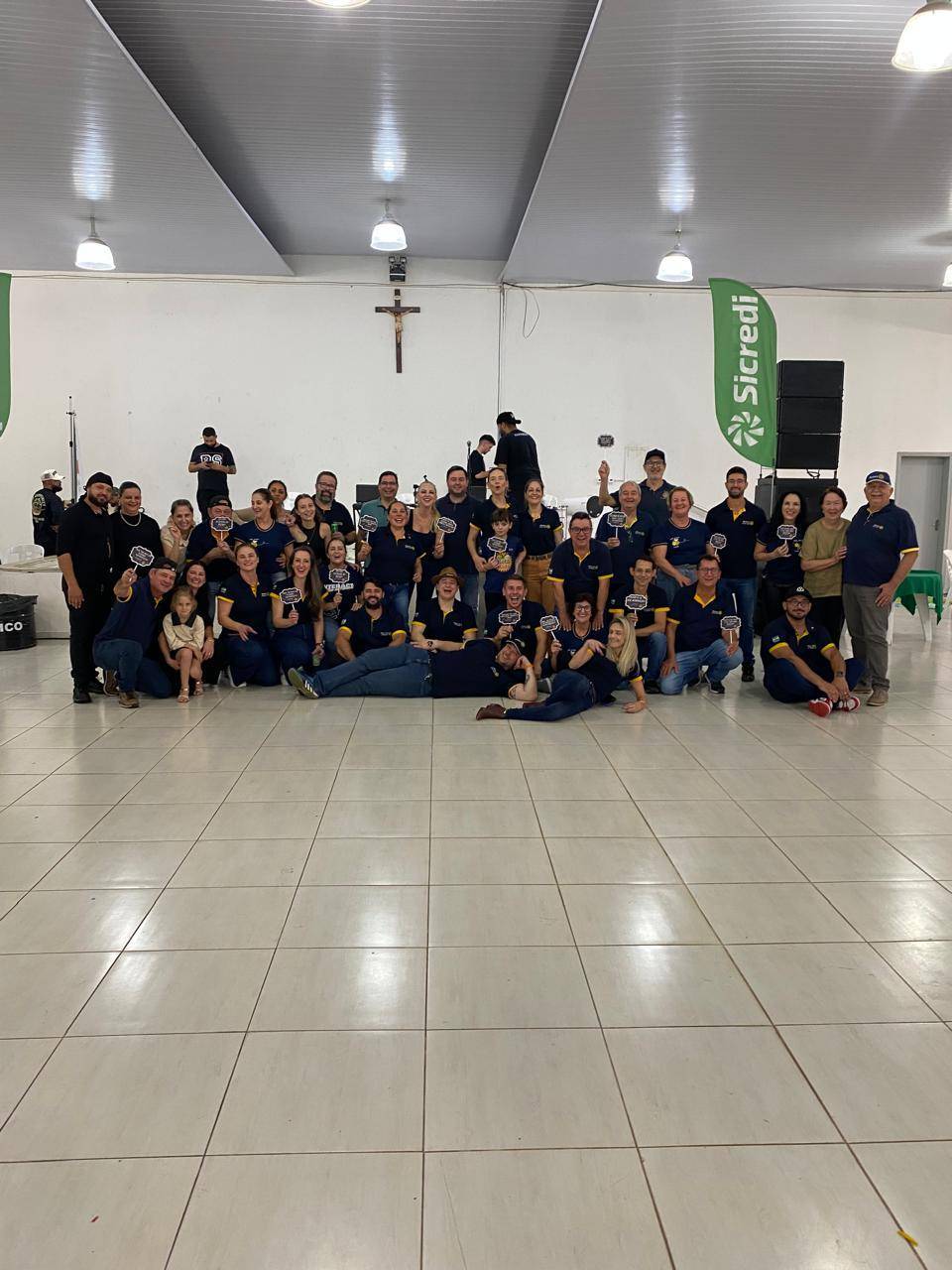 Companheiros do Rotary Club Realeza-PR, família rotária e fornecedores envolvidos na entrega da 6a Feijoada. Um show de equipe, muito obrigado a todos!