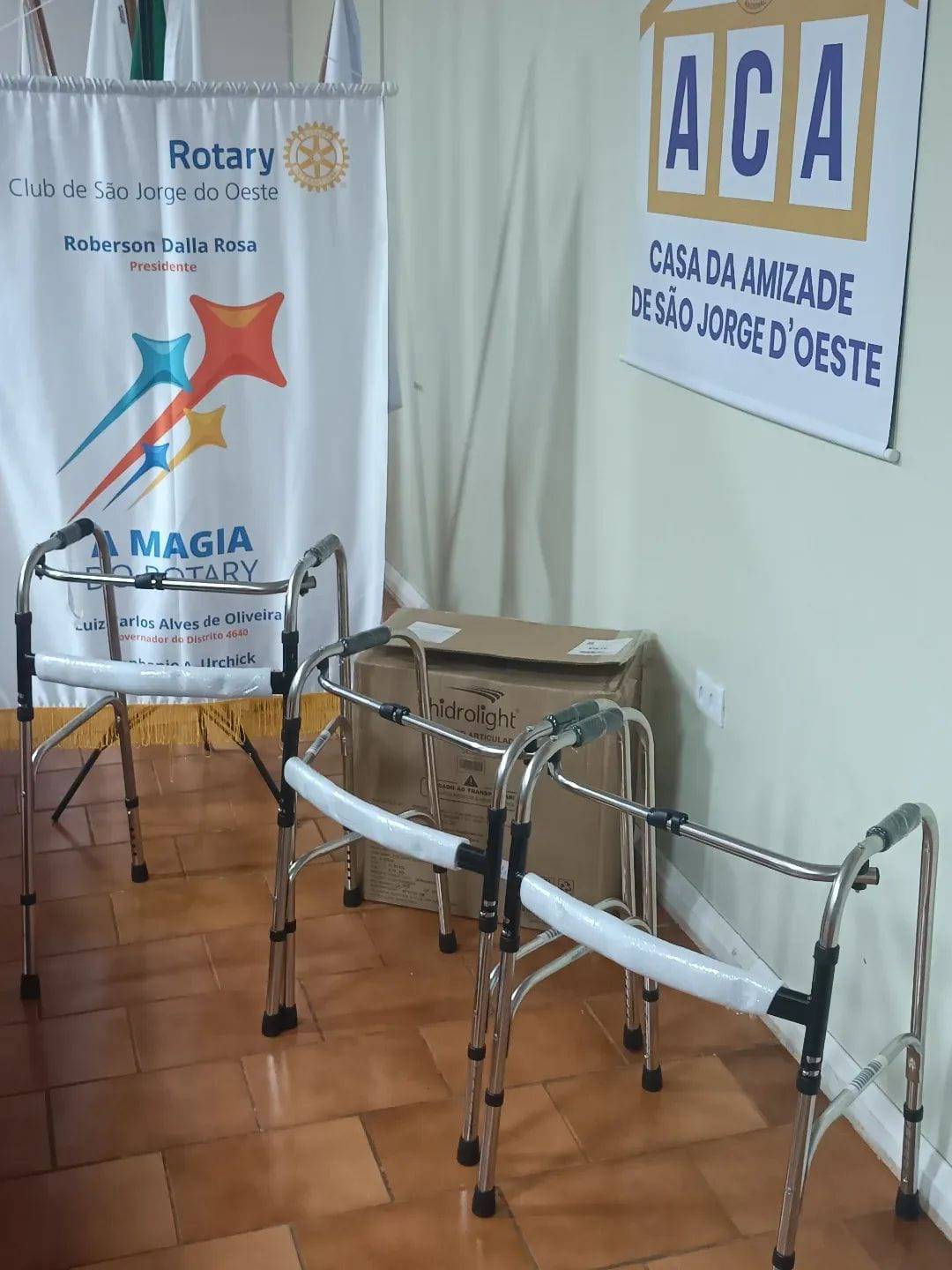 Equipamentos novos ao Banco Ortopédico.