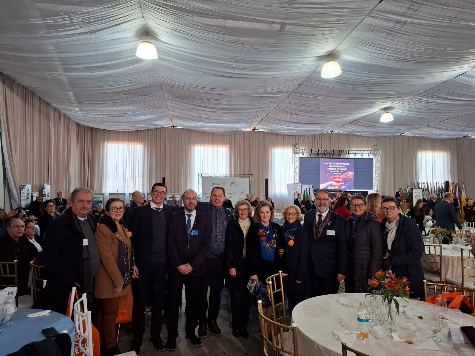 Conferência a magia do Rotary