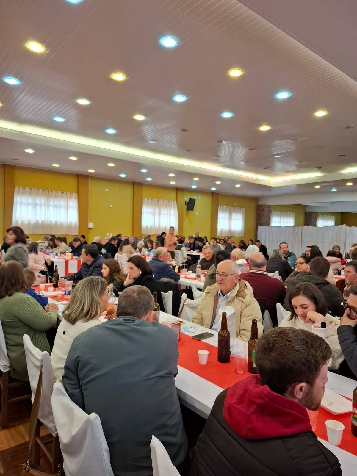 Almoço do Clube Pérola das Colônias
