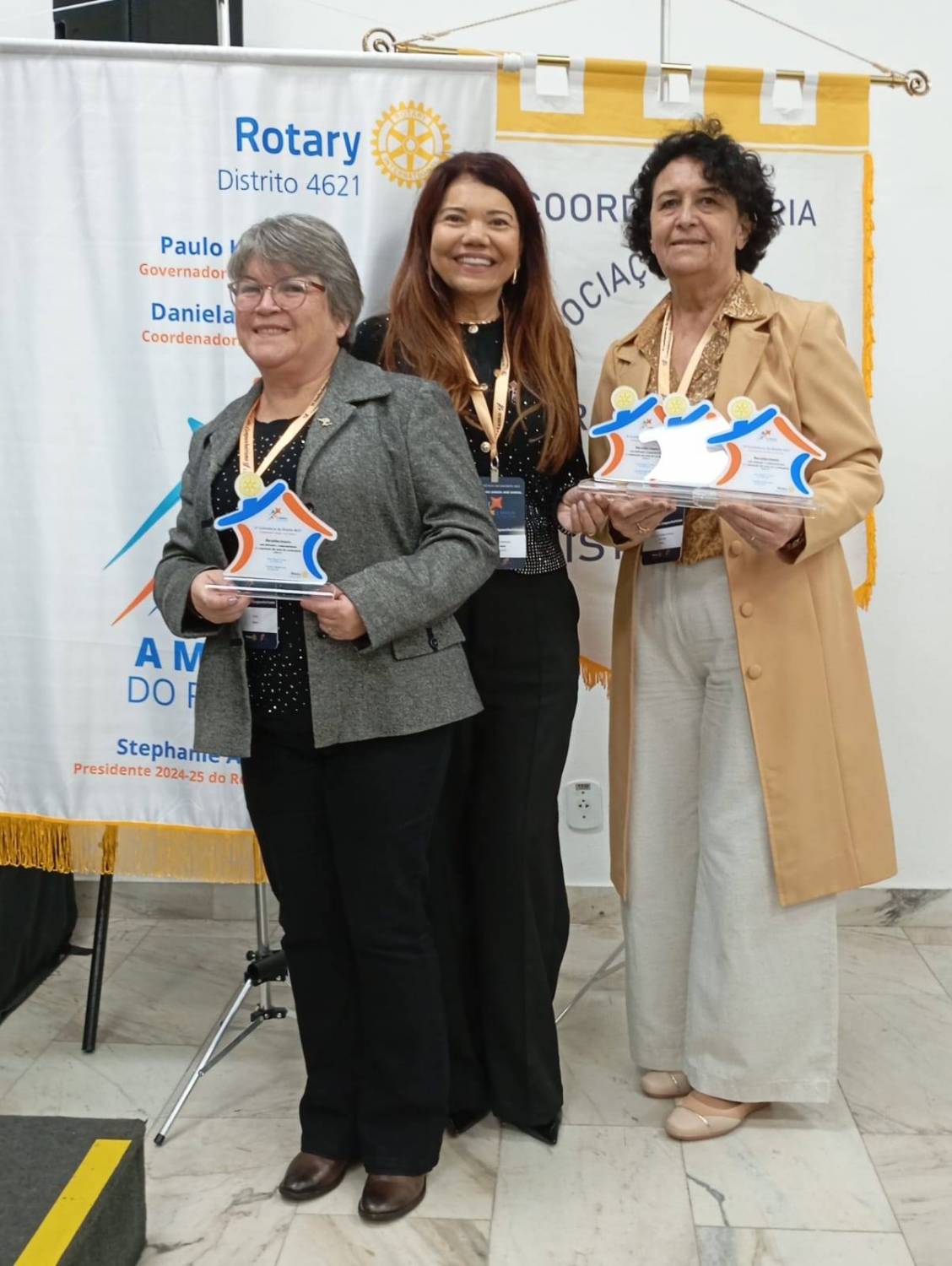 Missão dada, Missão cumprida 