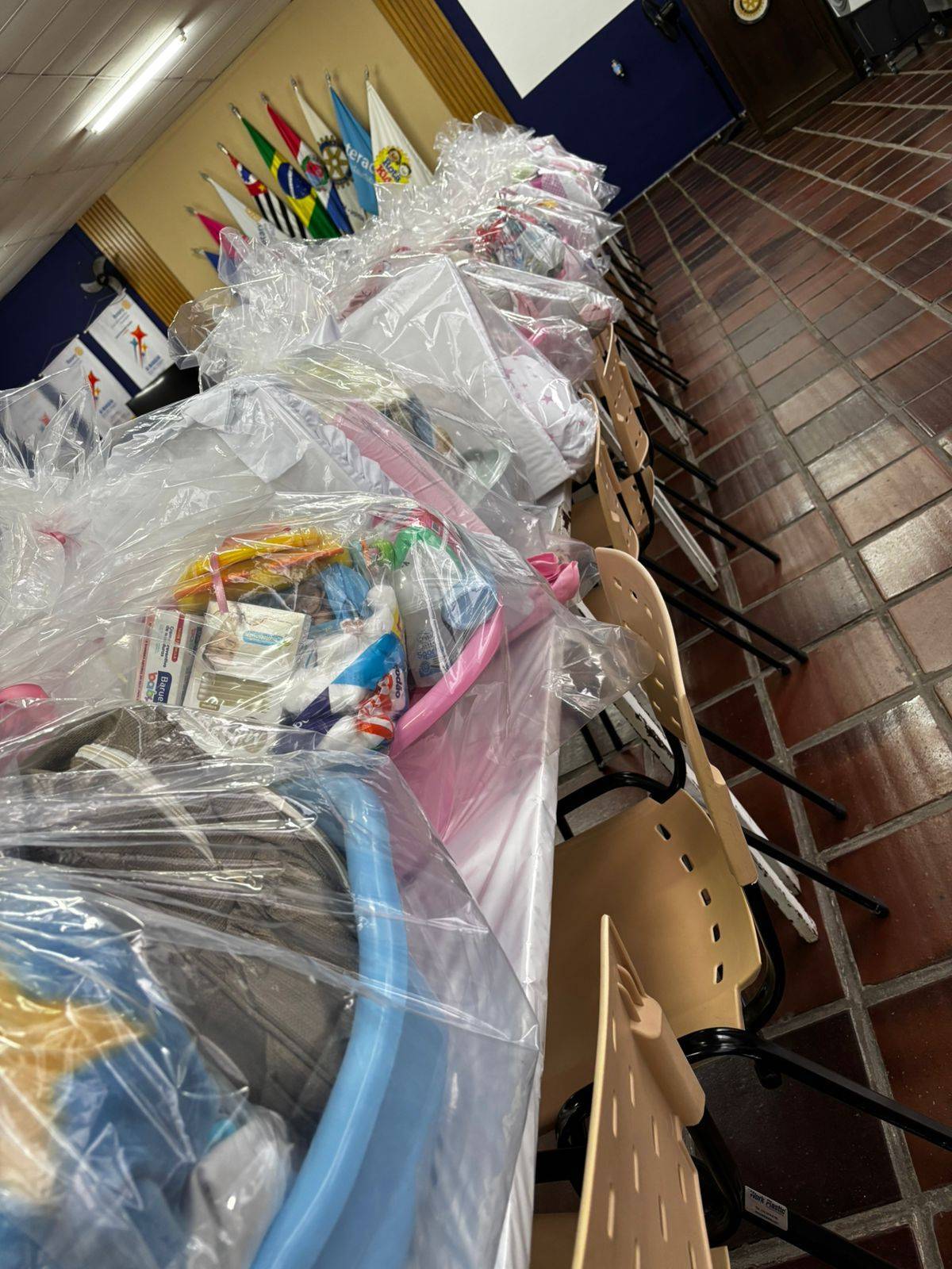 A Emoção da Entrega dos Enxovais do Curso de Gestante da ACRI