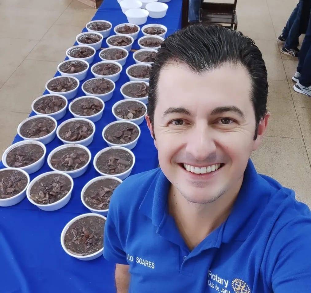 Rotary Club de Jahu realiza Feijuca beneficente