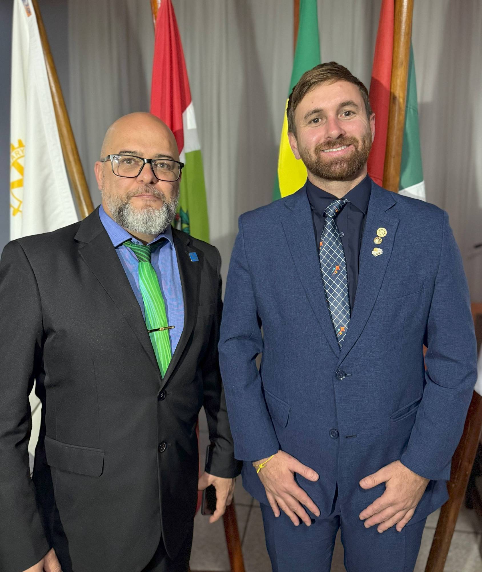 Presidente Diones se despede de sua Gestão, e companheiro Mauro assume próximo ano rotário 