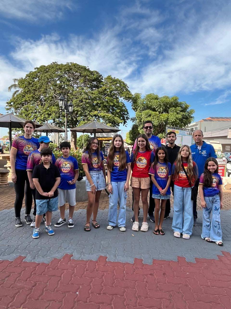 Rotary Kids de General Salgado Realiza Doação de 100 Mudas de Árvores Nativas e Frutíferas