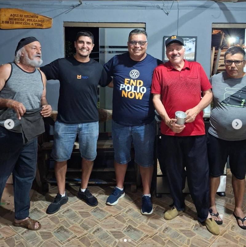 Reunião Festiva Na residência do companheiro Miguel Maica