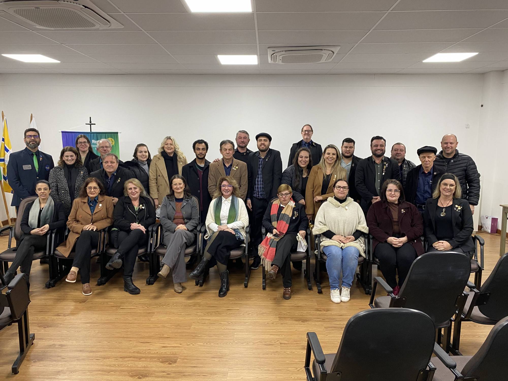 Fotos: Companheiros presentes com a presidente companheira Thalita Grando Rauen / foto: Paulo Osorio