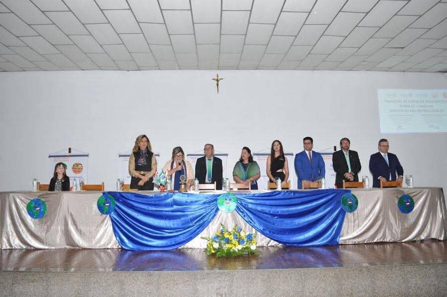 Solenidade de Transmissão de Cargo e Posse do Conselho Diretor da Família Rotária de Itápolis