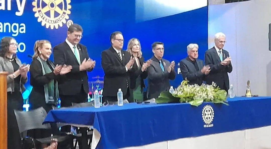 Gov. José Luiz Pavam participa da cerimônia de transmissão de cargos no Rotary Club de Votuporanga - 8 de Agosto