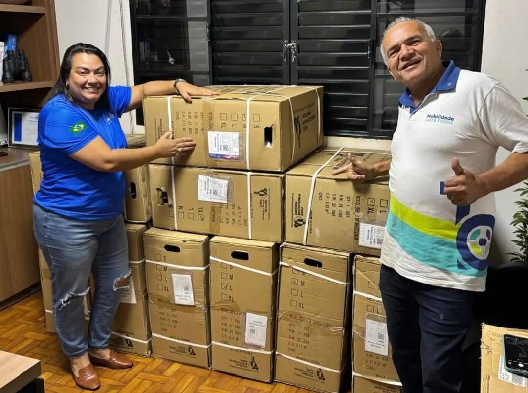 Rotary Club de Barretos recebe cadeiras de rodas do Programa Mobilidade para todos