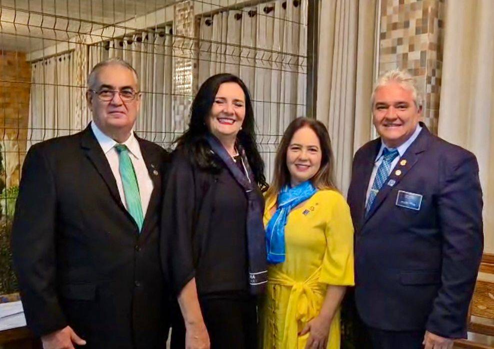 Transmissão de posse no Rotary Club de Bady Bassit celebra continuidade, reconhecimento e reencontros.