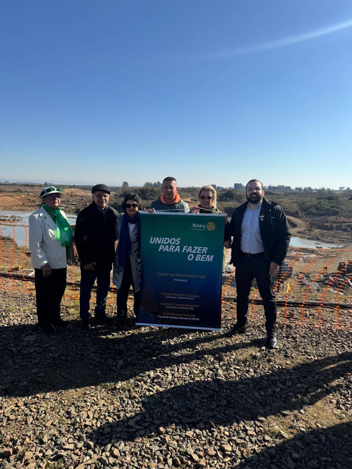 Companheiros do Rotary de Bagé Sul, visitaram a obra da barragem de Bagé