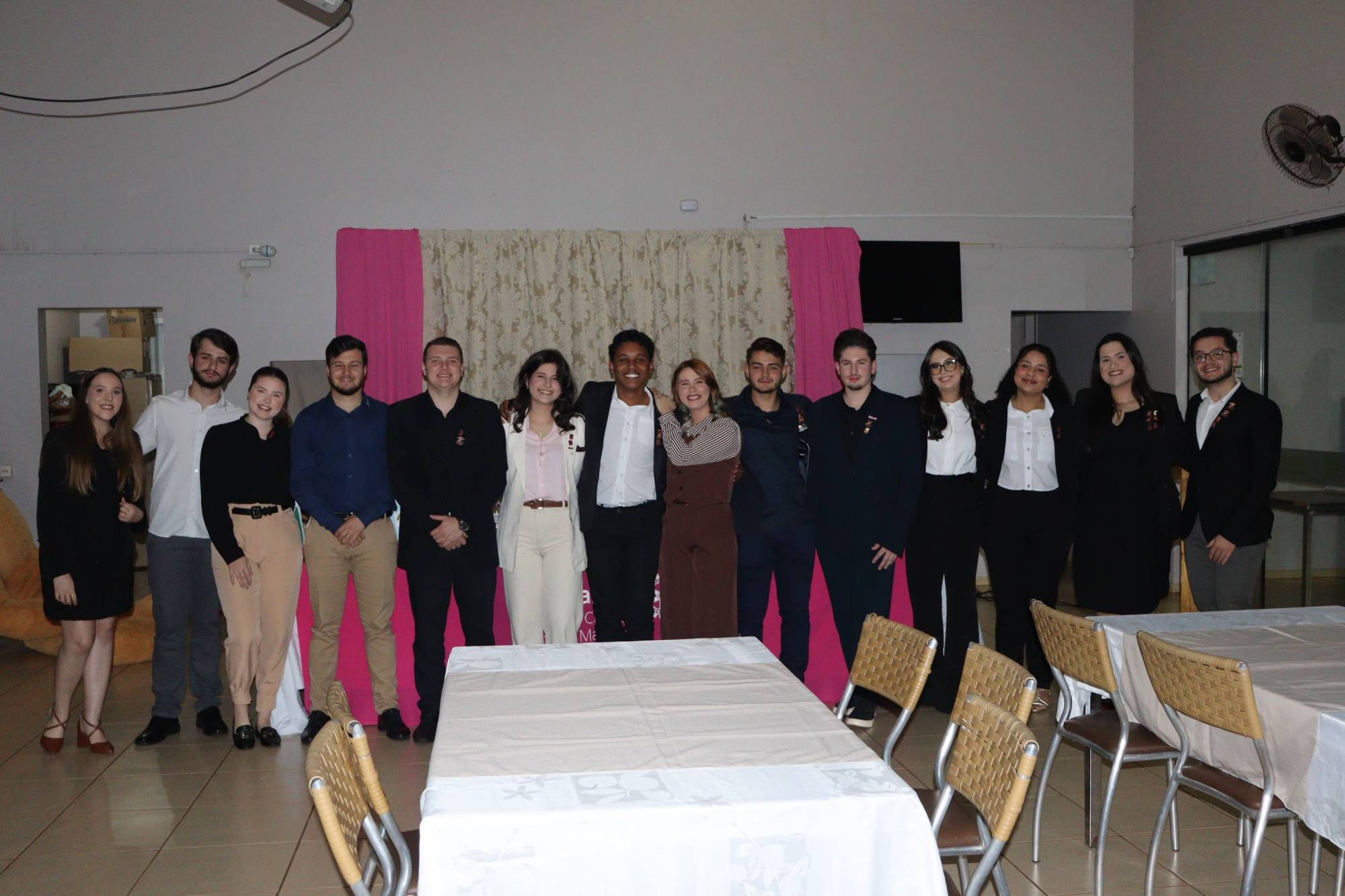 Rotaract Club de Capitão Leônidas Marques realiza transmisão de cargos da gestão 2025/2026