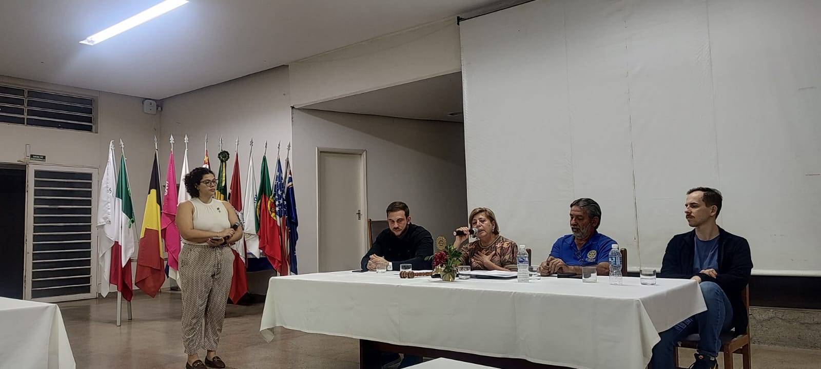 Rotary Club São José do Rio Preto - Norte Realiza primeira reunião ordinaria da gestão com posse de tres novos asociados.