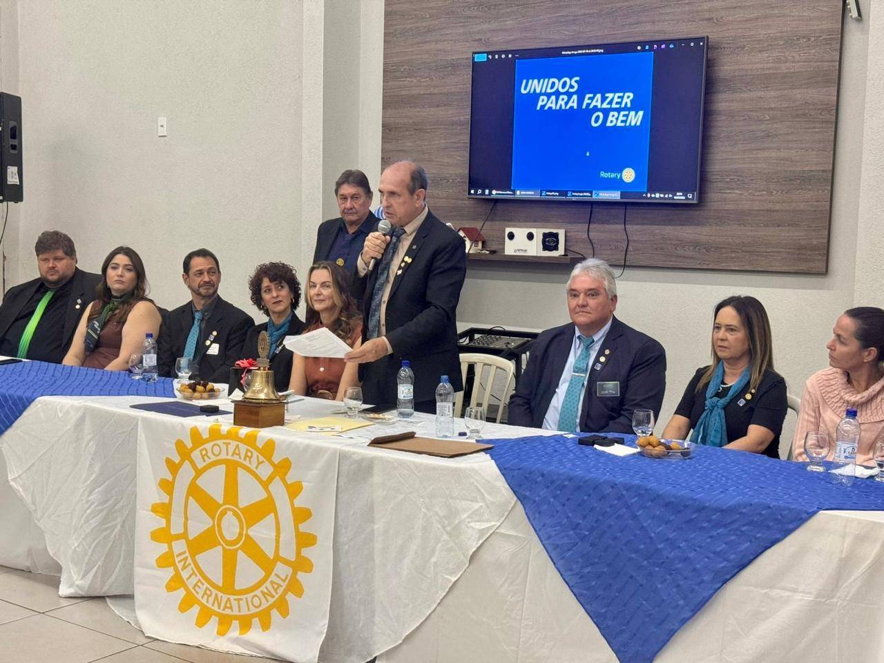3ª Visita Oficial do Casal Governador ao Rotary Club de Jales é marcada por Transmissão de Cargos, Integração Regional e Posse Histórica de Jovem Rotariano