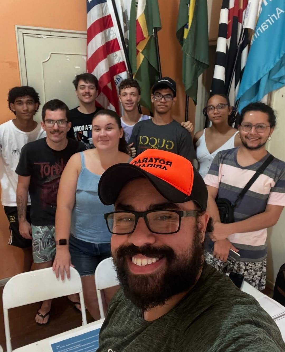 Rotaract e Interact de Ariranha abrem Ano Rotário 2025-26 com Planejamento, Parcerias e Espírito de União