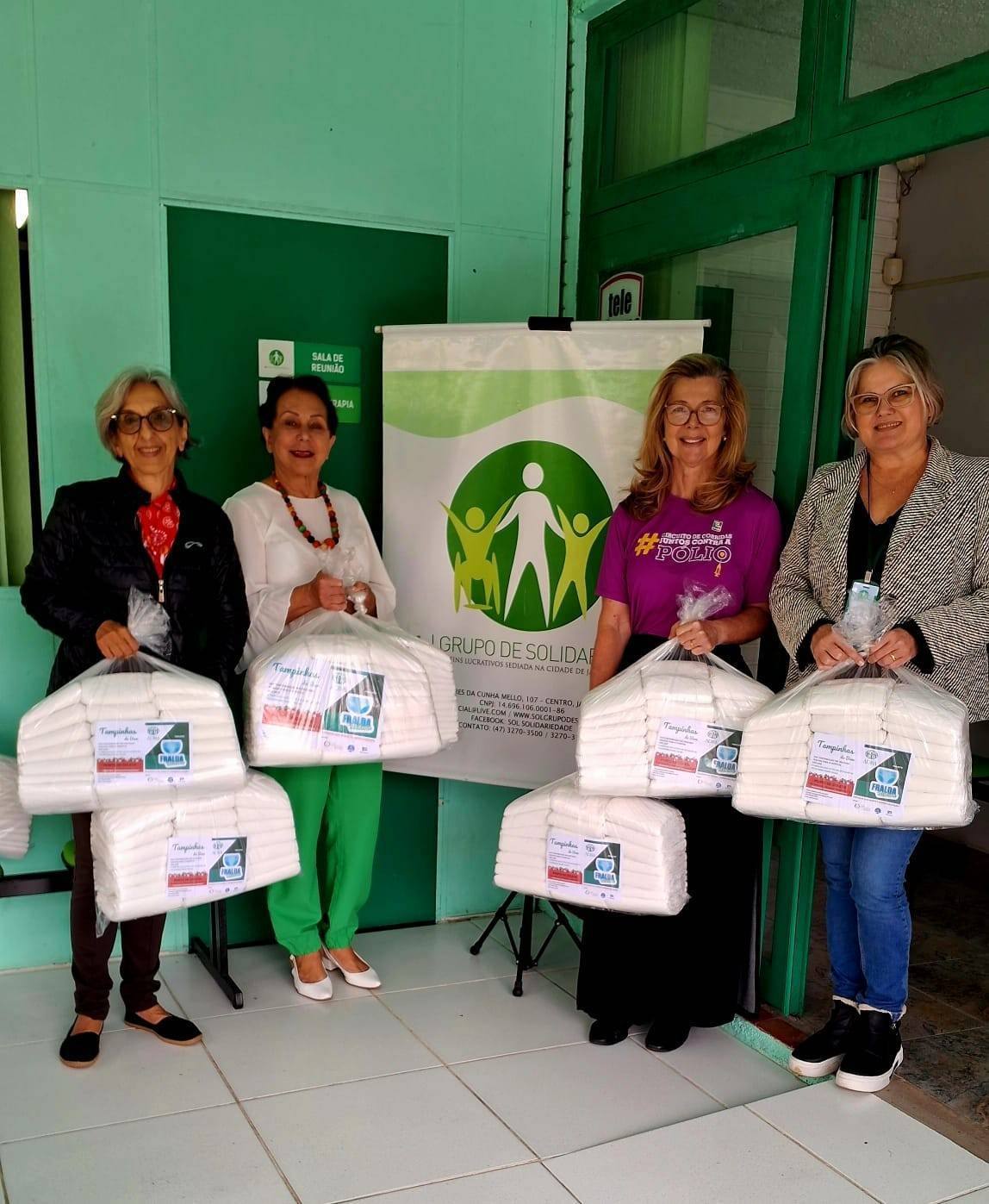 ENTREGA FRALDAS - SOL SOLIDARIEDADE