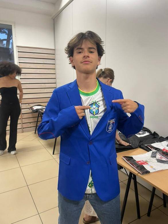 Pablo com a camisa da Seleção Brasileira