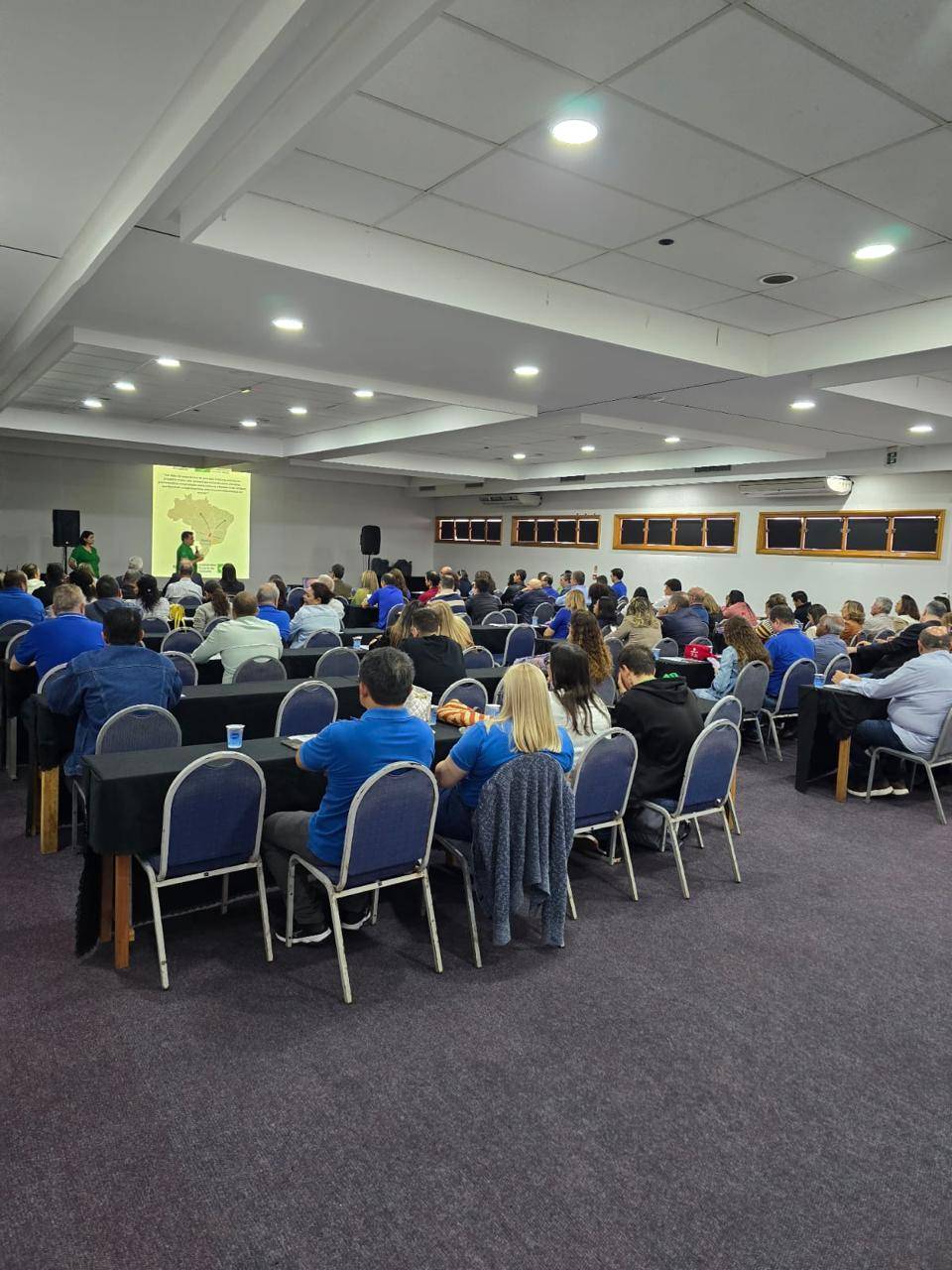 Rotary Club de São José do Rio Preto  Novo Cinquentenário presente em capacitação distrital de intercâmbio