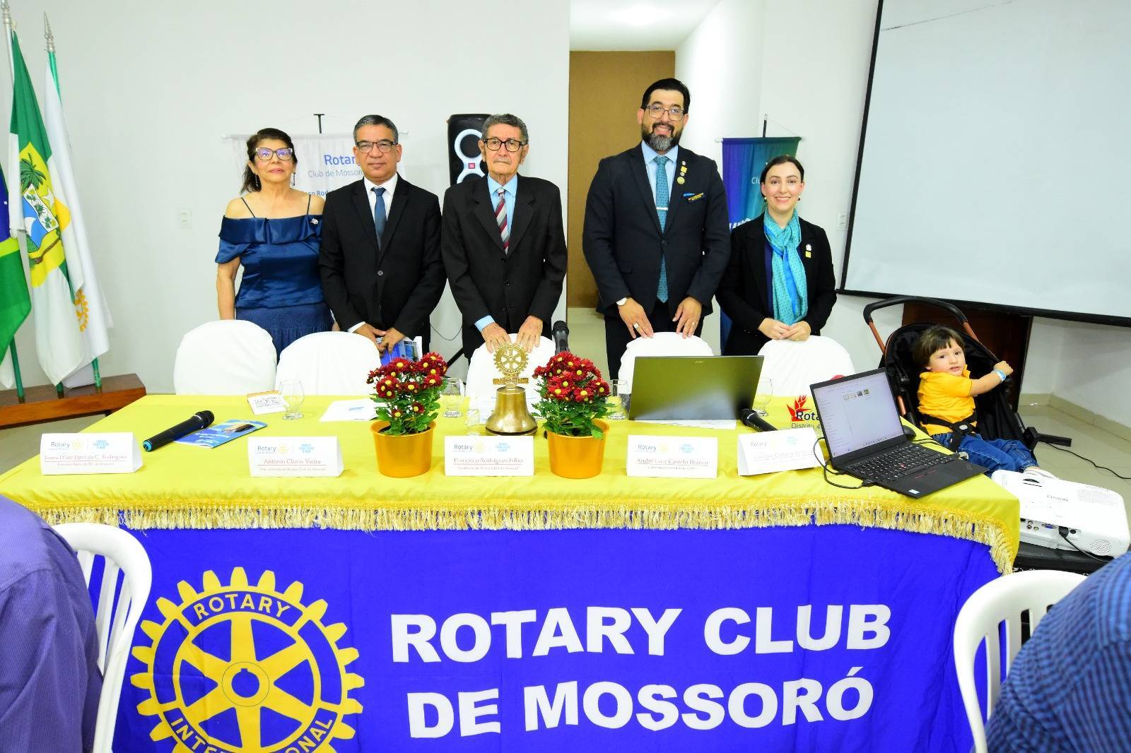 Fonte: Imagem/Mesa diretora da visita oficial