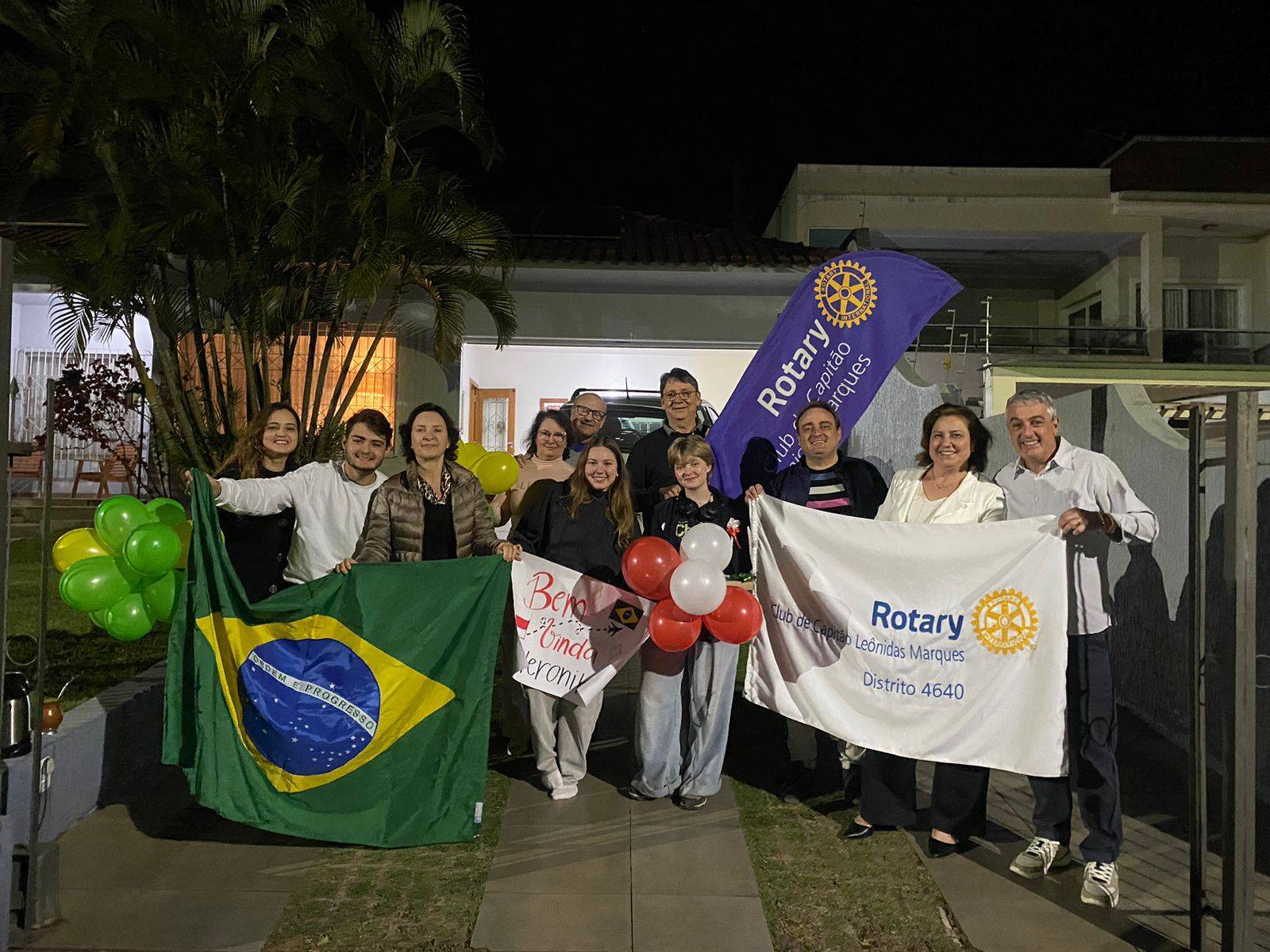 Jovem polonesa inicia intercâmbio cultural em Capitão Leônidas Marques pelo Rotary Club
