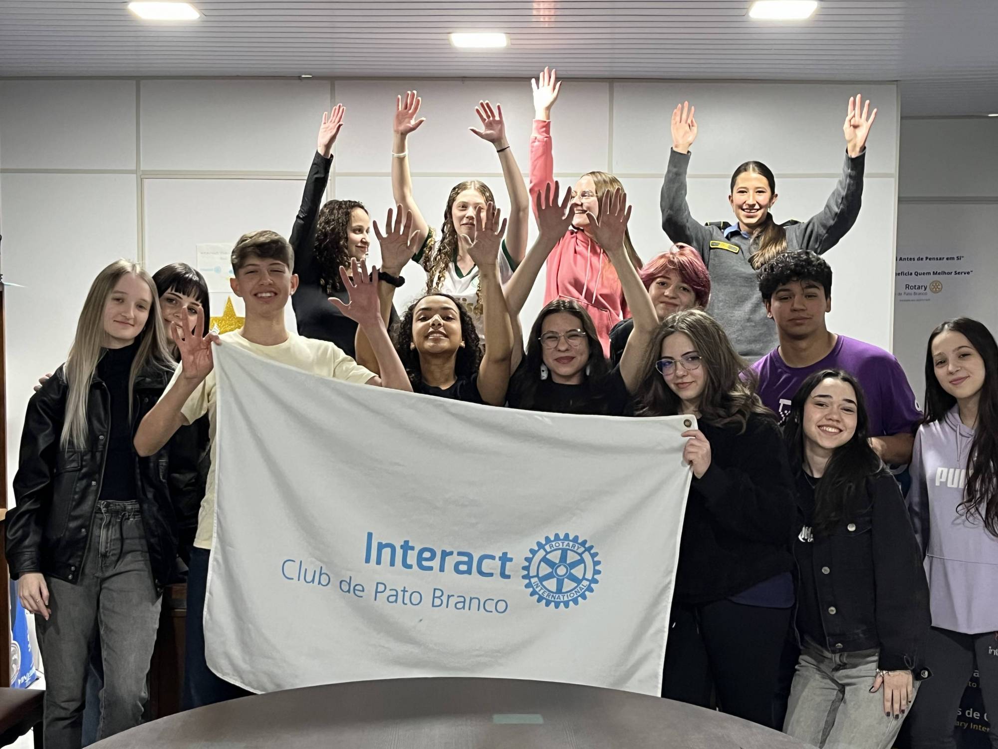No dia 12 de agosto de 2025, aconteceu a quarta reunião ordinária do Interact Club de Pato Branco da gestão 2025/2026. Durante o encontro, foi realizado planejamento de futuros projetos e uma dinâmica para a integração do clube.